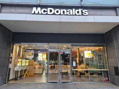 경기도 성남시 분당구 상가 매장 유리창 청소